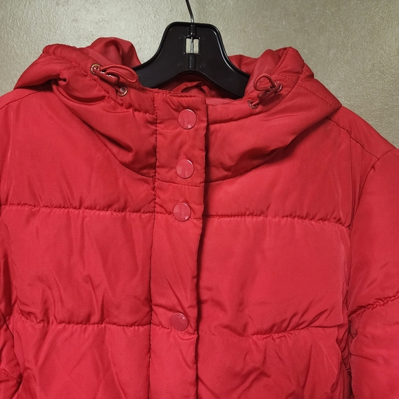 St. John's Bay Water Resistant Red Puffer Jacket With Attached Hood Size XL - Picture 6 of 9